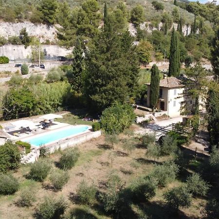 ホテル Pieve Sant'Angelo カンペッロ・スル・クリトゥンノ エクステリア 写真