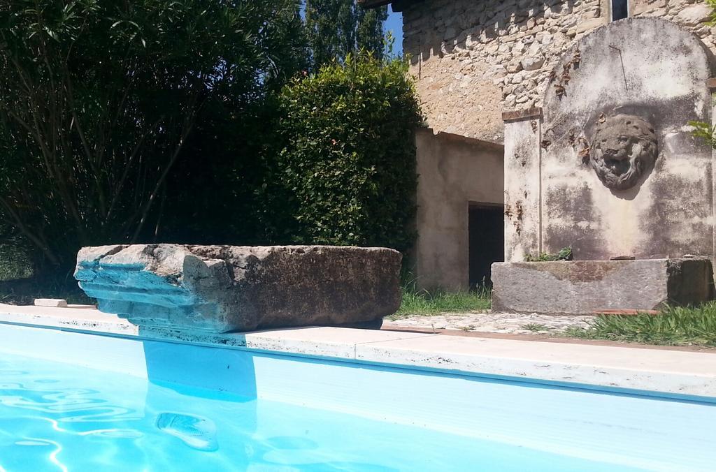 ホテル Pieve Sant'Angelo カンペッロ・スル・クリトゥンノ エクステリア 写真
